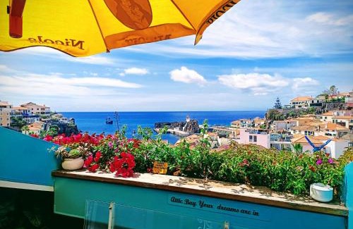 Camara de Lobos Apartment | Pet-Friendly Attic Bay - Oceanfront Escape Rated 9.7/10
