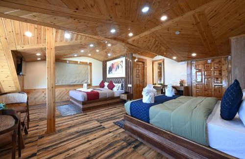 Theog Bed & Breakfast | Attic cozy retreat by high rise inn kufri