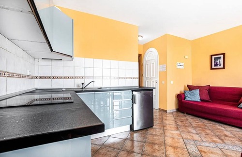 Bahia Calma Apartment | Seaside Escape: Attic Apartment with Ocean View and Spa