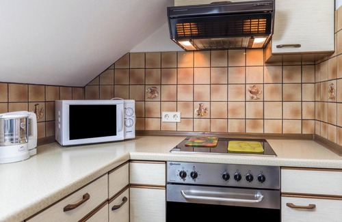 Ueberlingen Apartment | Cozy Attic Apartment “Haus Hasenweide” by Lake Constance