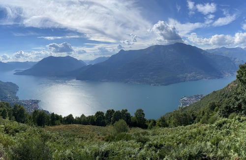 Sanico Ski Chalet | Attic overlooking Lake Como in an ancient village