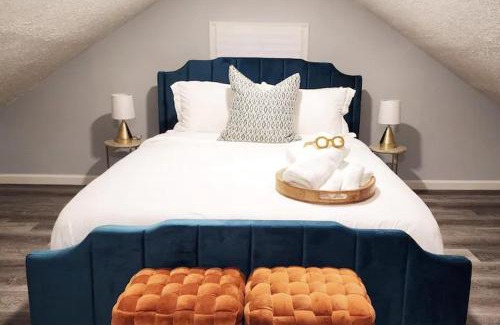 Ohio City Apartment | Attic Retreat 5 minutes from West Side Market