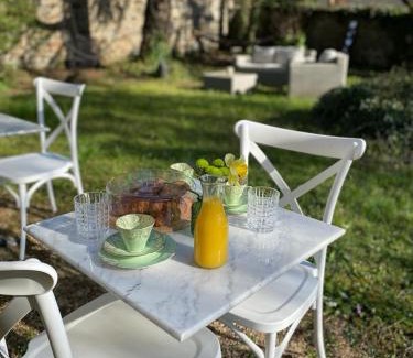 Lanouaille Bed & Breakfast | Cozy Attic Suite at Maison de Mags & Mags for Families