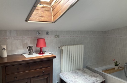 Pavana Apartment | Cozy Attic with Terrace – Family-Friendly Getaway