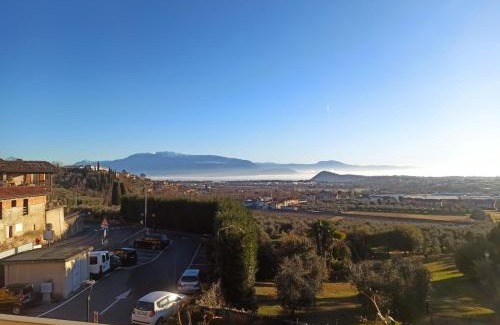 Polpenazze del Garda Apartment | Oceanfront Getaway at Appartamento da Maria - Rated 9/10