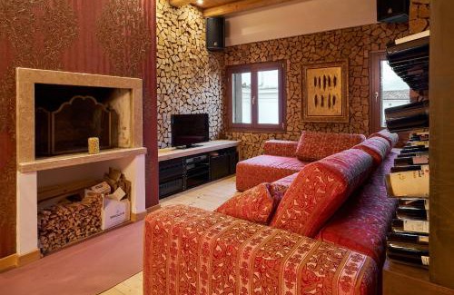 Conegliano Apartment | Family-Friendly Retreat at Attico di Piazza Cima - 9.7/10