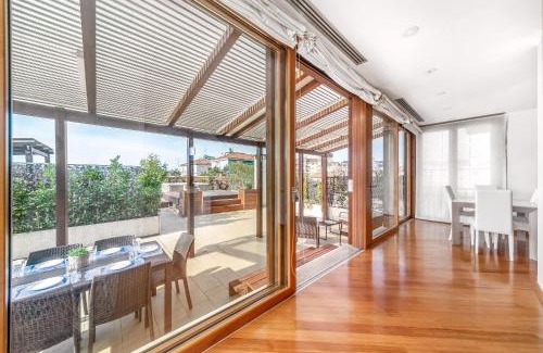 Calvairate Apartment | Discover Attico Dolce Vita: 4-Star Pet-Friendly Retreat