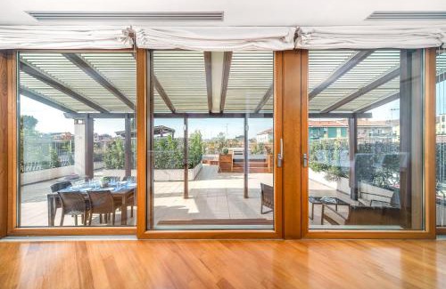 Calvairate Apartment | Discover Attico Dolce Vita: 4-Star Pet-Friendly Retreat
