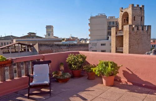 Oristano Apartment | Charming Penthouse with Tower Views - Pet Friendly Retreat