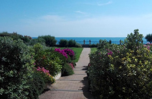 Chiavari Apartment | Oceanfront Retreat: Attico in Villa with Hot Tub & Views