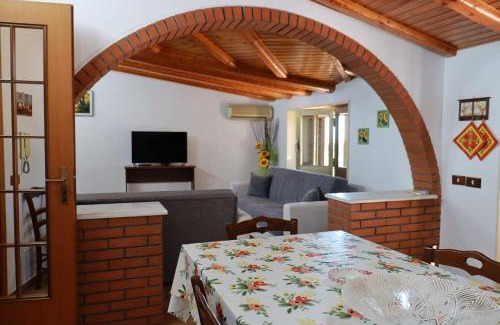 Viagrande Apartment | Pet-Friendly Retreat at Attico La Terrazza, Rated 8.1/10