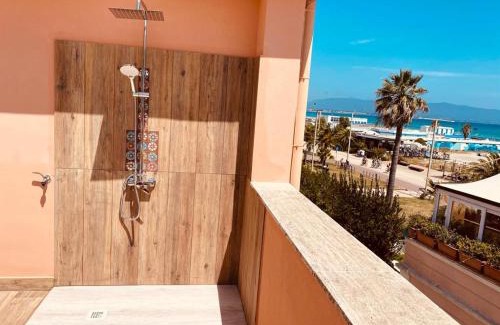 Poetto Apartment | Oceanfront Escape: Attico La Terrazza sul Mare, 4-Star Stay