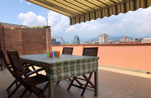 Porta Cremona-Volta Apartment | Beautiful Attic Retreat Overlooking Brescia's Heart
