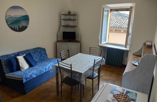 Volta Mantovana Apartment | Elegant Attico Piano Secondo: Family-Friendly Retreat