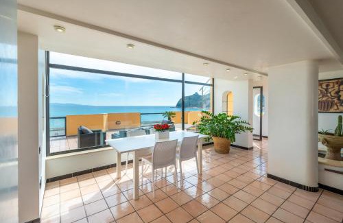 Poetto Apartment | Beachfront Retreat: Attico sul Poetto, 4-Star Gem
