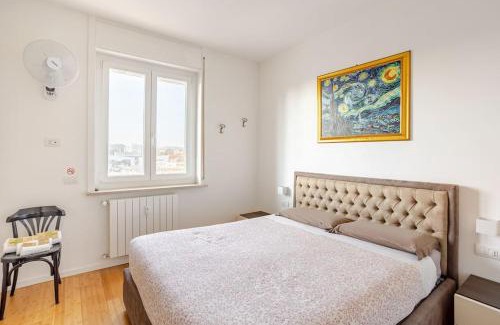 Gallarate Apartment | "Attico Sul Rosa" - Casa Vacanze a Gallarate