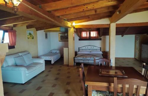 Miggiano Apartment | Kid-Friendly Retreat at Attico Villa Minù - Rated 9/10