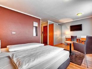 Seelberg Hotel | Pet-Friendly attimo Hotel Stuttgart: Ideal for Families
