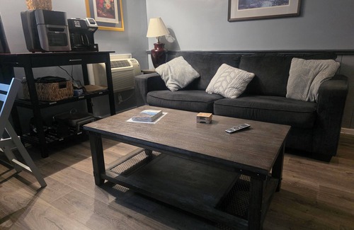 Bartlett House | Exceptional Attitash Condo with Pool, Spa & Hot Tub Access