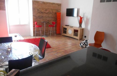 Saint-Laurent-le-Minier Apartment | Discover Attitude Zen: A Family-Friendly Getaway