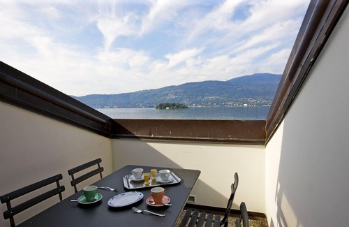 Verbania Apartment | Historic Lakefront Apartment in a 17th Century Palazzo