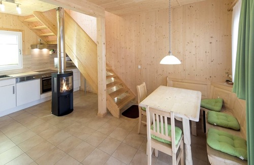 Murau Ski Chalet | Cozy Chalet Steps from Murau Ski Area with Breakfast