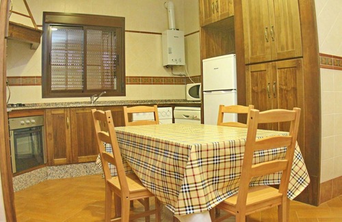 Campano House | Inviting Villa Retreat with Private Pool & Spa Amenities