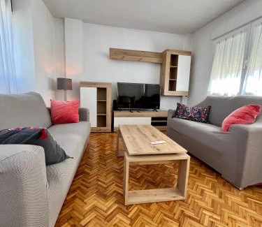 Burgos Apartment | Bright Duplex in Reyes Católicos with Free Parking & Breakfast