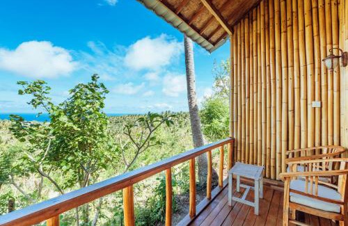 Penida Island House | Beautiful Atuh Forest Cottage with Oceanfront Views
