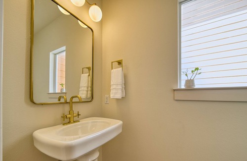 Cherrywood House | ATX Pocket Park Craftsman - Mueller Park, Downtown Austin Area