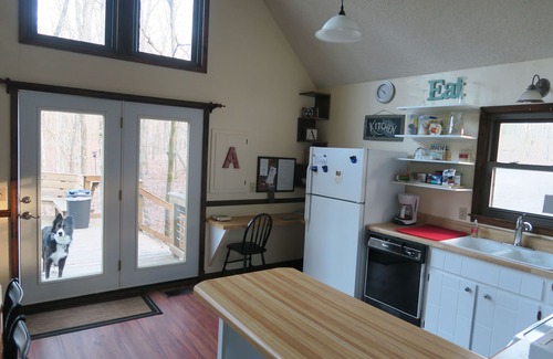 Clifftops Cabin | Family & Pet Friendly Cabin with Pool at Clifftops VRBO