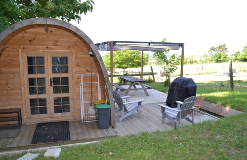 Anjou Cabin | Atypical gite in the heart of a horse farm: swimming pool, Nordic bath, mini farm.