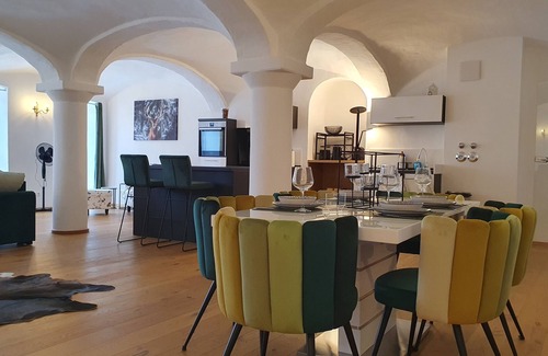 Stephanskirchen Apartment | Außergewöhnliche, Großartige, Moderne und Gemütliche Wohnung-suite am Simssee