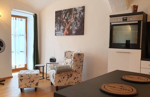 Stephanskirchen Apartment | Außergewöhnliche, Großartige, Moderne und Gemütliche Wohnung-suite am Simssee