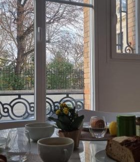 Reims City Centre Apartment | Discover Au 53: Exceptional Stay for Families in Nature