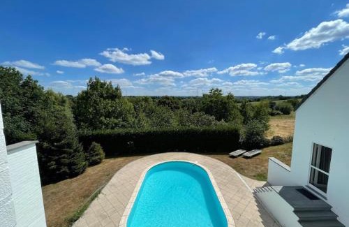 Baelen Apartment | Cozy Studio with Pool Near Fagnes - Perfect for Families