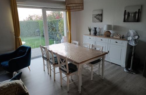 Etaples House | Ideal Retreat at Au cœur de la baie de Canche for Families