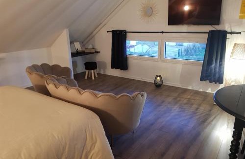 Fayl-Billot Apartment | Cozy Studio in the Heart of Vannerie with Pet-Friendly Perks