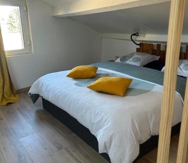 Les Baux-de-Provence House | Family-Friendly Retreat at Chez Romain et Saphie