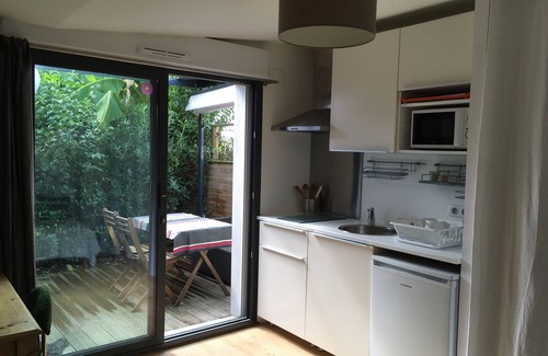 Biarritz Apartment | Tranquil Biarritz Retreat with Terrace and Spa Amenities