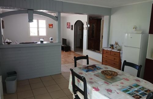 Terrasson-la-Villedieu House | Discover Tranquil Stays at Au Calme in Terrasson