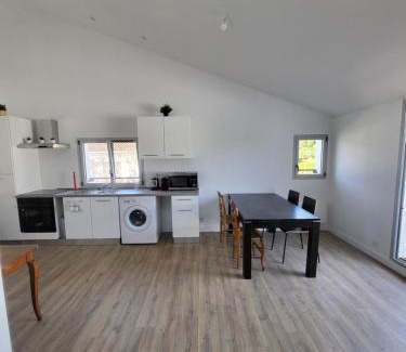 Saint-Palais Apartment | Discover Comfortable Stays in Saint-Palais for Families