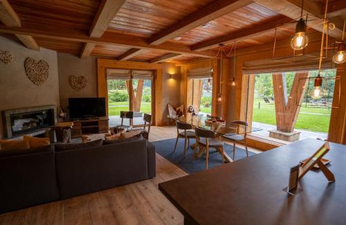 Champoluc Hotel | Eco-Friendly Retreat at Au Charmant Petit Lac - Spa & Pool