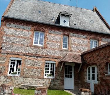 Le Bourg-Dun House | Discover AU CLAIRE DE LUNE: Family-Friendly Retreat