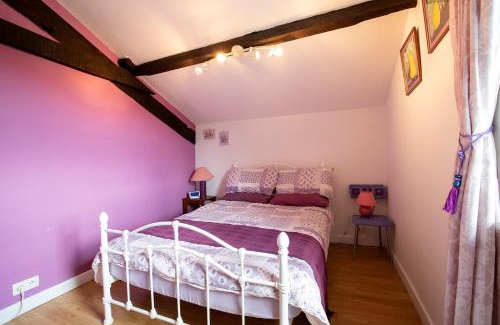 Saint-Paul-en-Gatine House | Cozy Au Cocorico: Pet Friendly with Oceanfront Views