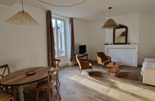 Dole Apartment | Discover Au coin caché: Pet-Friendly Retreat with Top Reviews