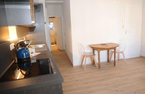 Dieppe Apartment | Family-Friendly Stay at Au Colombage Bleu - Guest Rated 9.1