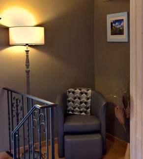 Auzet House | Cozy Au Diapason: Ideal Mountain Retreat with Family Perks