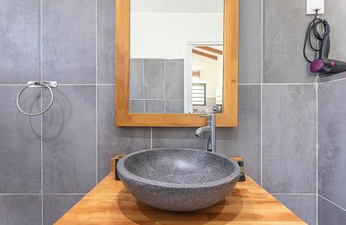 Saint-Louis House | Enjoy Family-Friendly Amenities at Au Domaine de Coton
