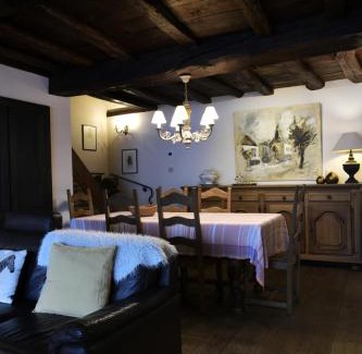 Bouillon House | Spacious Stay at Au 13 Faubourg de France near Semois